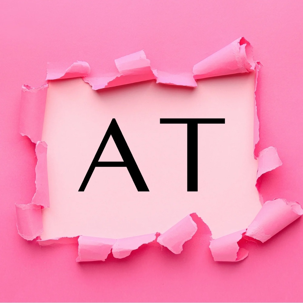 Meet your Posher, Adrianna